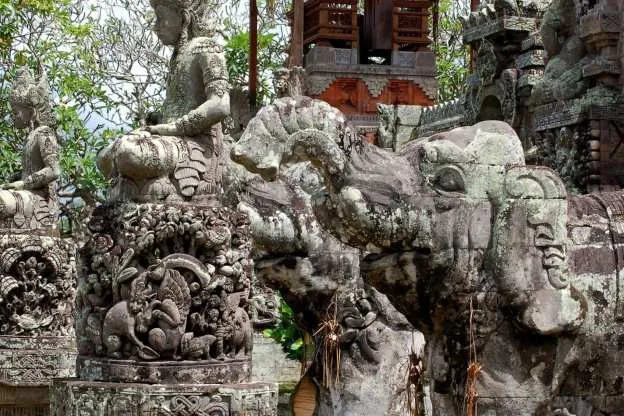 Integrating Traditional Gianyar Architecture into Modern Wellness Estates