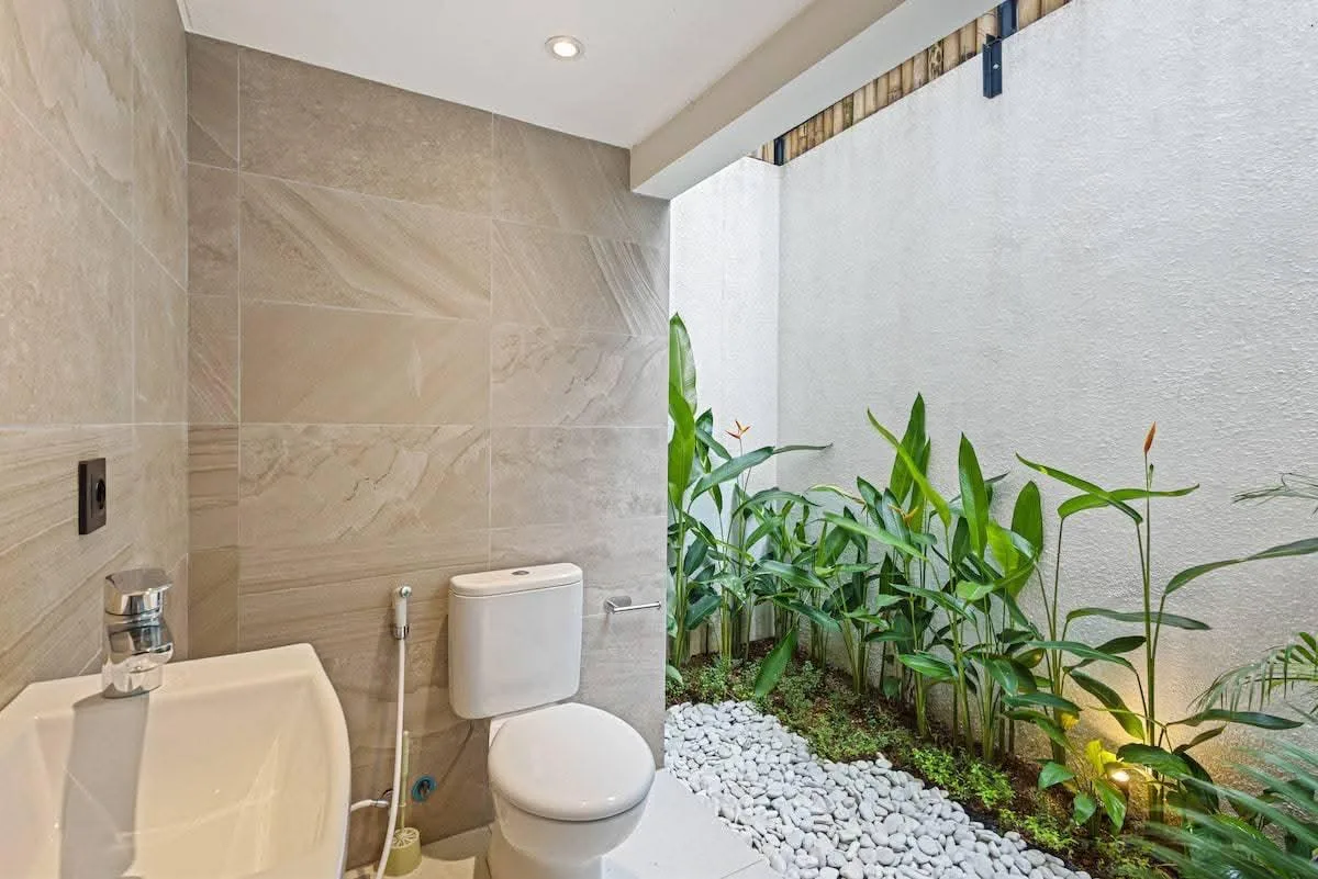 Monthly Luxury 3 Bedroom Rental Villa in Umalas Bumbak