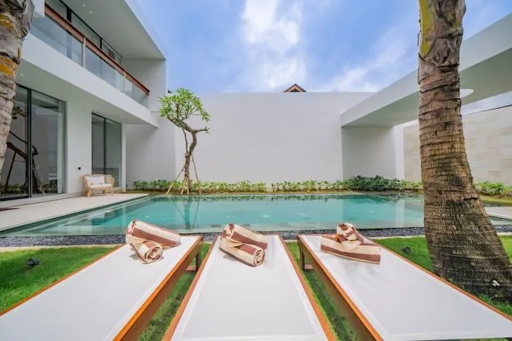 Monthly and Yearly 4 Bedroom Beachside Rental Villa in Pererenan Bali