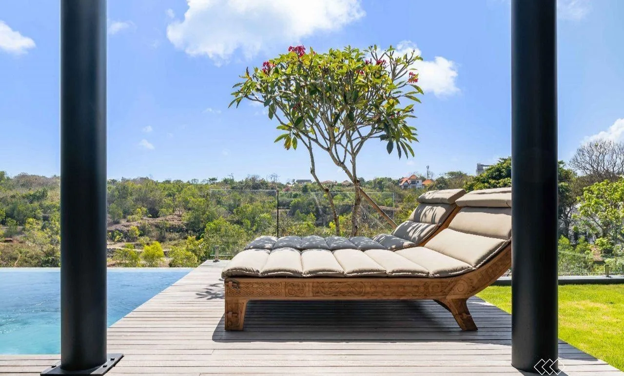 Luxury 4-Bedroom Freehold Villa for Sale in Uluwatu, Bali