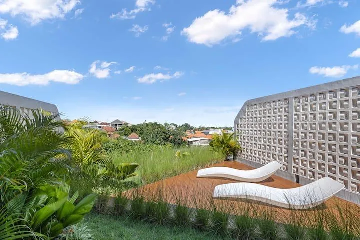 2 Bedroom Modern Tropical Villa for Sale and Rent in Umalas Bumbak with Rooftop Lounge