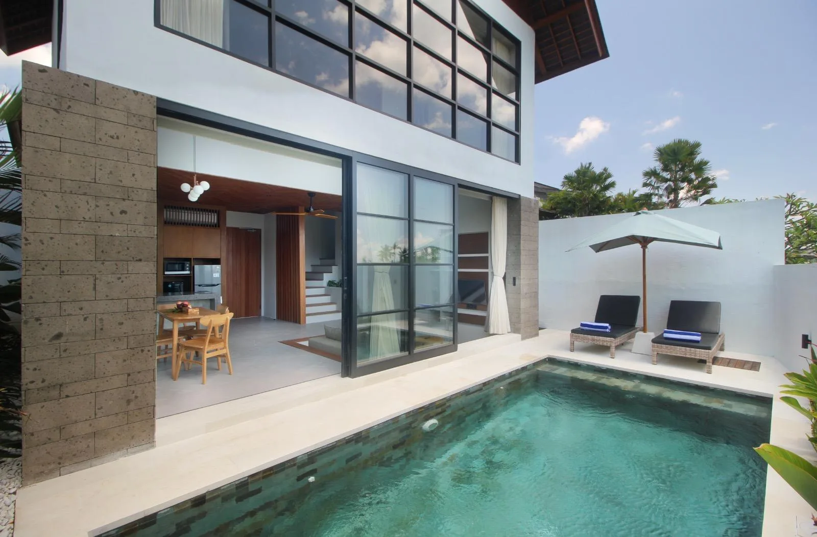 Coastal Equanimity With Cozy 1-Bedroom Private Villa in Peaceful Seseh