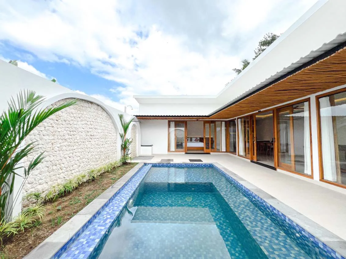 Cozy 2 Bedroom Tropical Villa for Monthly Rent in Kedungu Bali