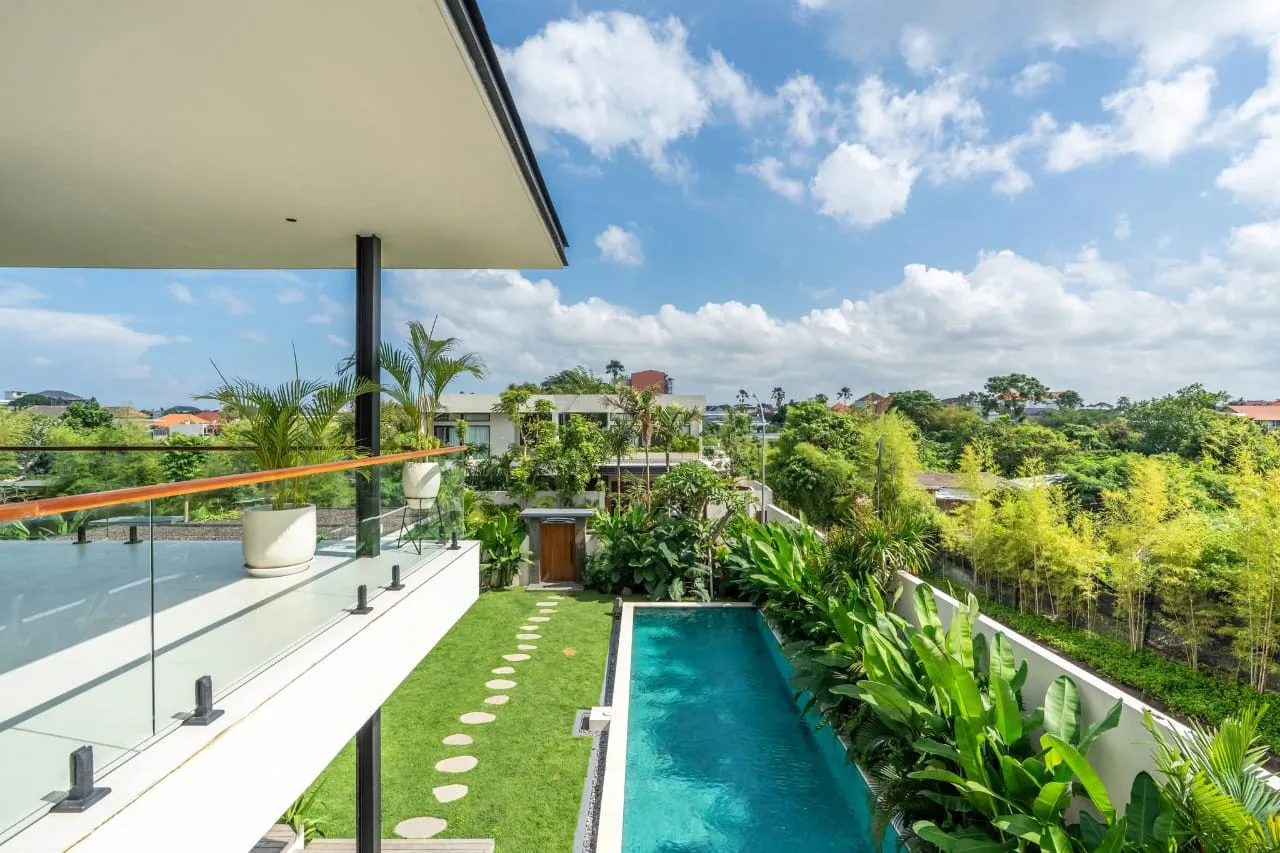 Elegant 3 Bedroom Luxury Villa for Rent in Prime Berawa Canggu