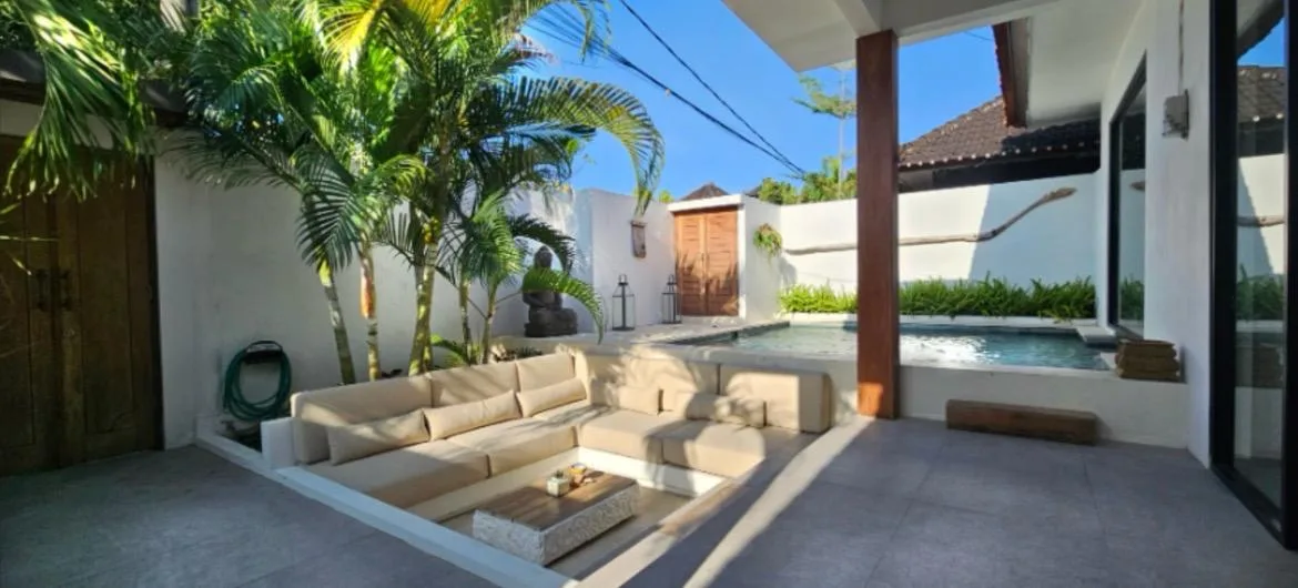 Rental and Leasehold 1 Bedroom Villa in Padang Linjong Canggu