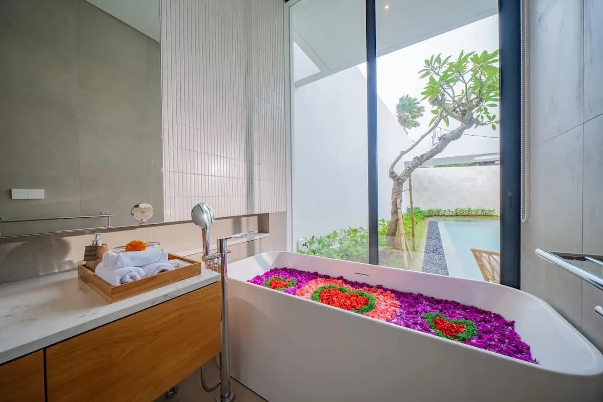 Monthly and Yearly 4 Bedroom Beachside Rental Villa in Pererenan Bali