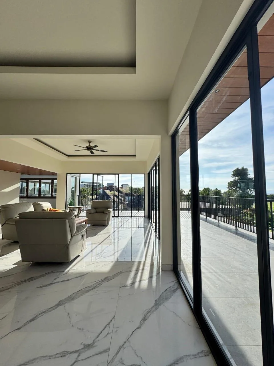 Yearly 5 Bedroom Luxury Ocean View Villa for Rent in Pecatu Bali