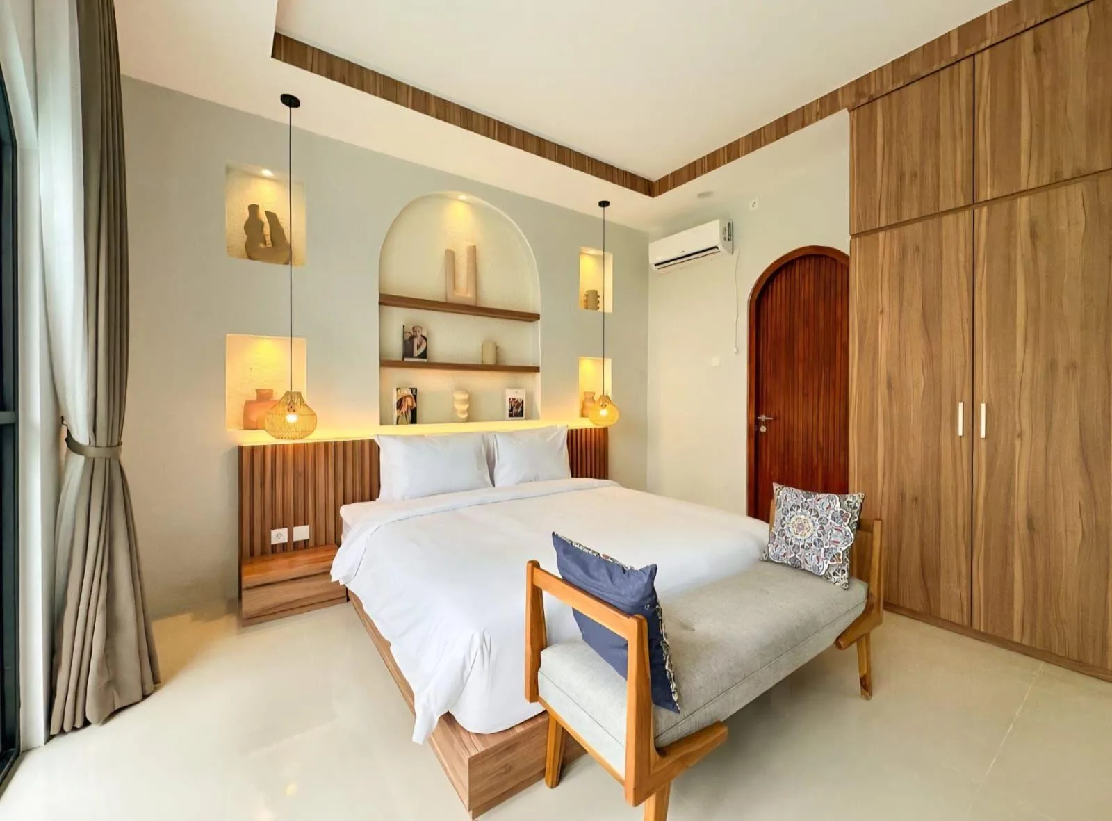 Yearly 3 Bedroom Rental Villa in Strategic Umalas Bali