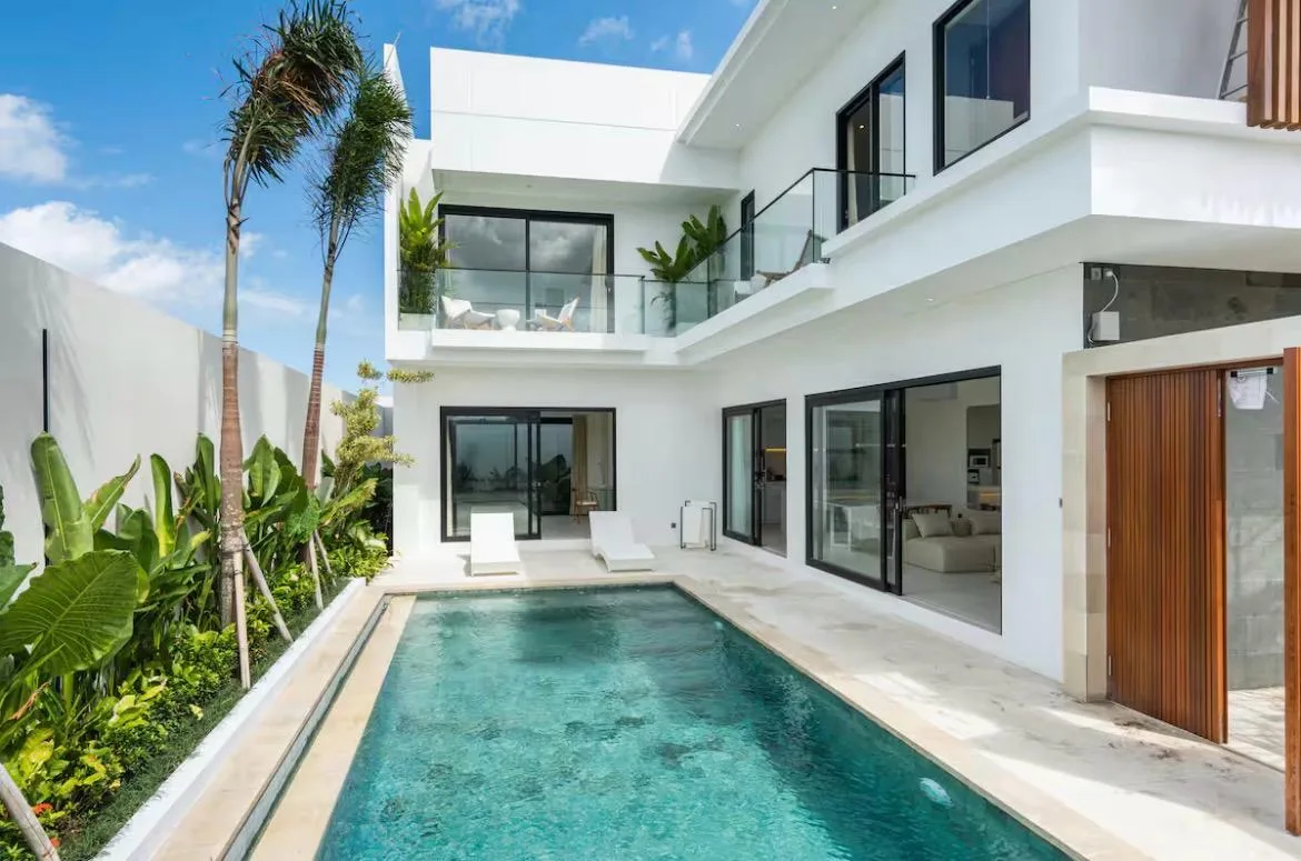 3-BEDROOM LUXURY VILLA | PERERENAN | CLOSE TO PERERENAN BEACH