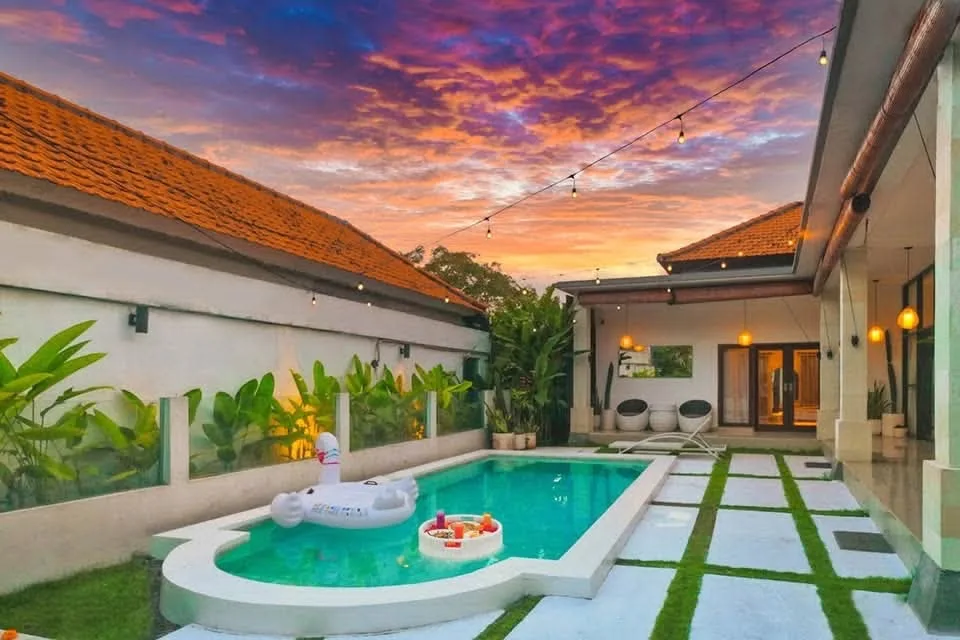 Monthly 3 Bedroom Rental Villa with Private Pool in Canggu Bali