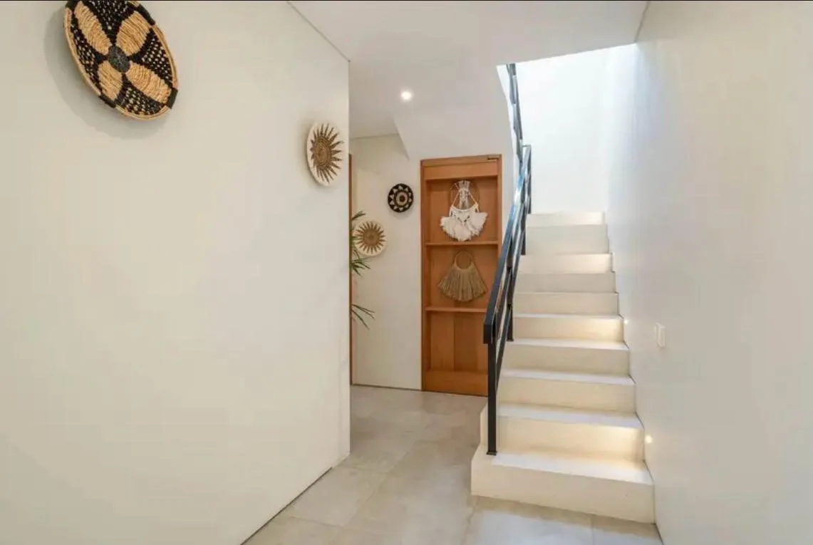 Luxury 6 Bedroom Freehold Villa for Sale in Umalas Gated Community