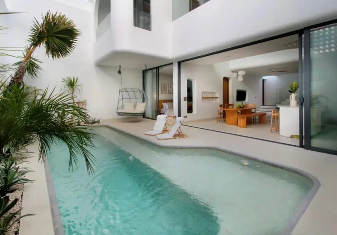 Modern 3 Bedroom Freehold Villa for Sale 500 Meters to Berawa Beach