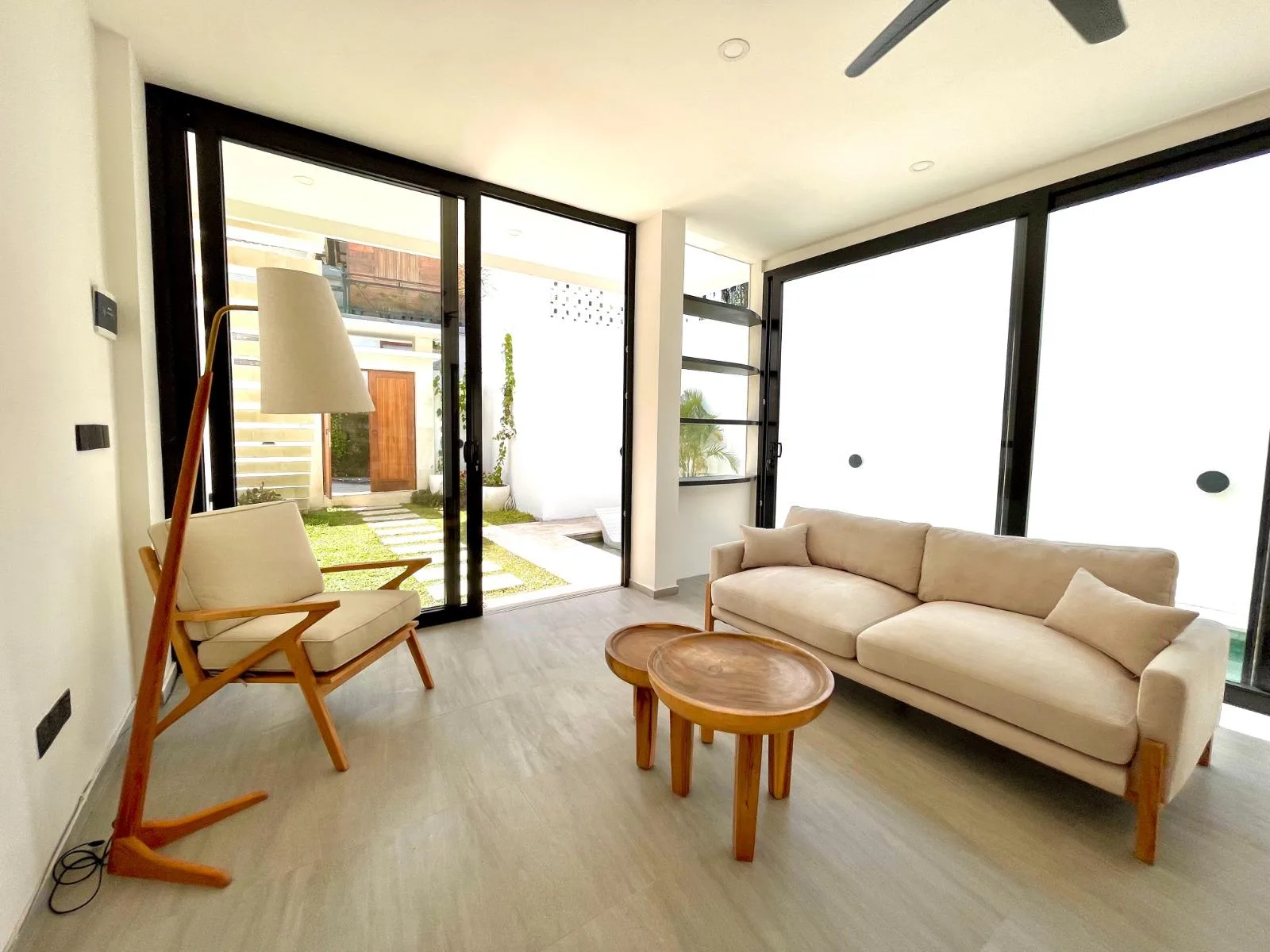Modern 2 Bedroom Villa in Tumbak Bayuh for Long Stays and Remote Working