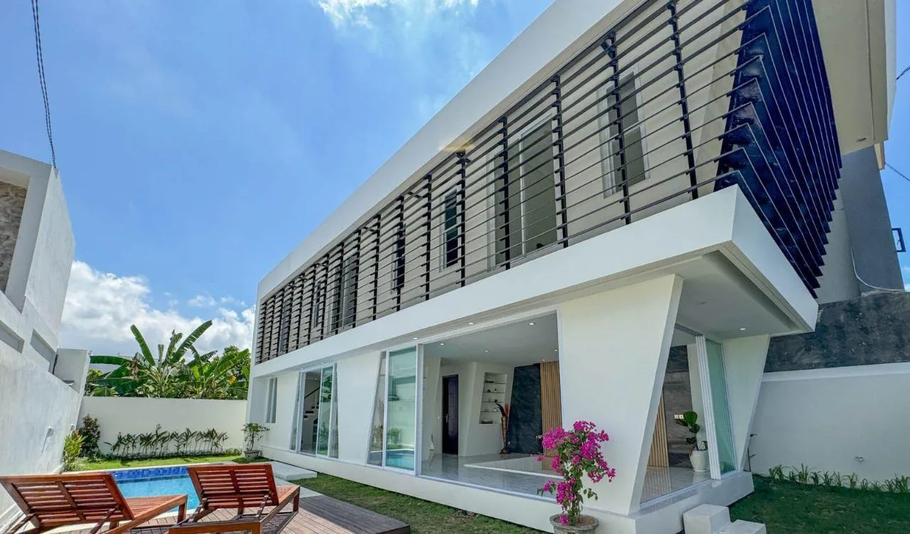 Modern 3 Bedroom Villa for Sale in Prime Seminyak Tourism Zone