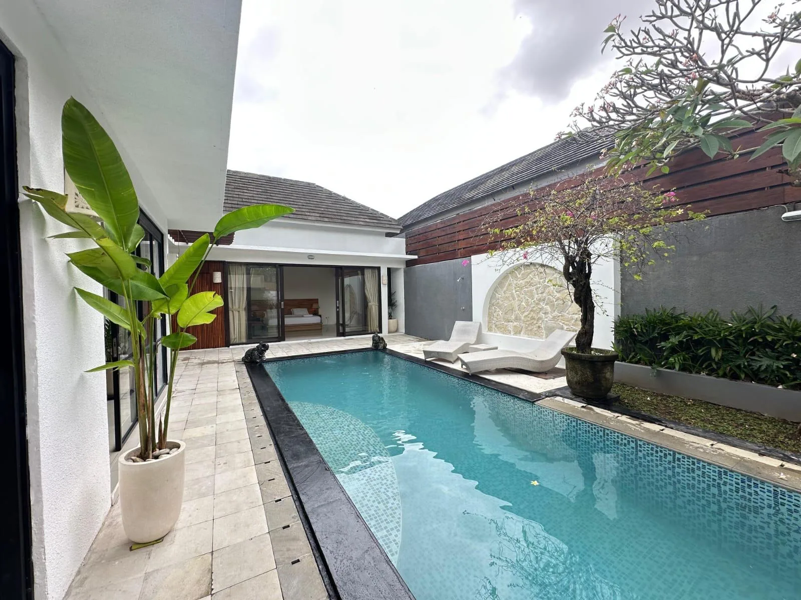 KEROBOKAN, KUWUM | 2-BEDROOM VILLA | LEASEHOLD | REF ID: DR0444