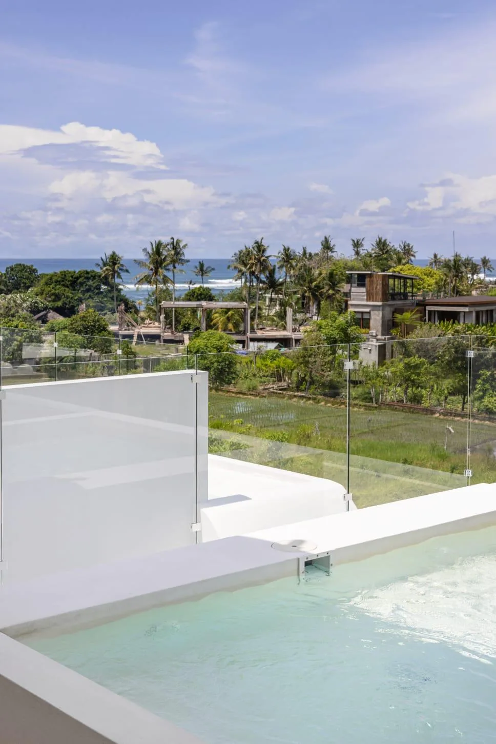 SESEH | 3-BEDROOM LUXURY OCEAN VIEW VILLA | MONTHLY & YEARLY RENTAL | LEASEHOLD | REF ID: DR0397