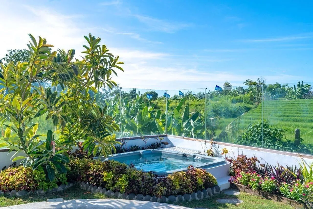 BERAWA | 5-BEDROOM LUXURY VILLA | FREEHOLD FOR SALE REF ID: DR0459
