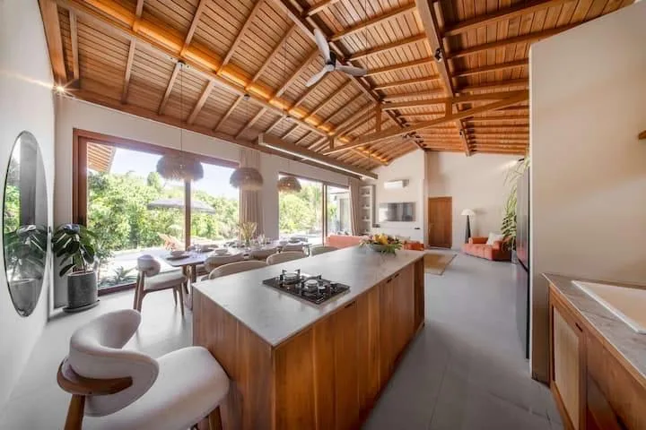 BUDUK | 4-BEDROOM RIVERFRONT VILLA | LEASEHOLD | REF ID: DR0431