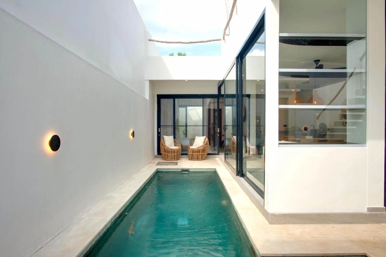 Modern 2 Bedroom Villa in Tumbak Bayuh for Long Stays and Remote Working