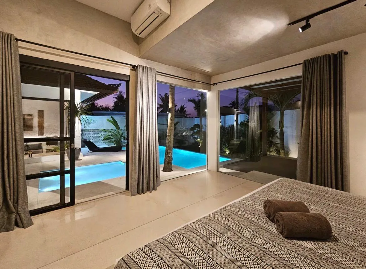 Authentic 4 Bedroom Villa for Rent in Pererenan with Private Pool and Garden