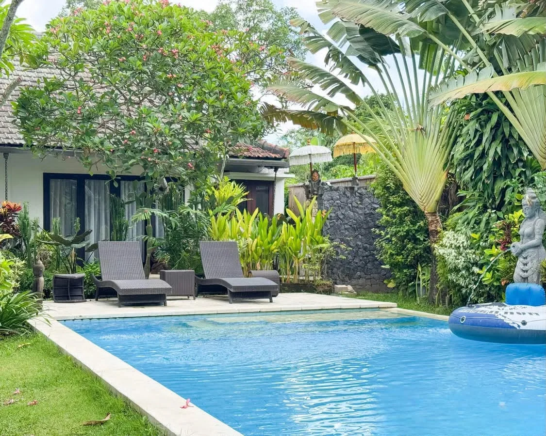 Freehold 5 Bedroom Spacious Tropical Villa for Sale in Umalas Bali