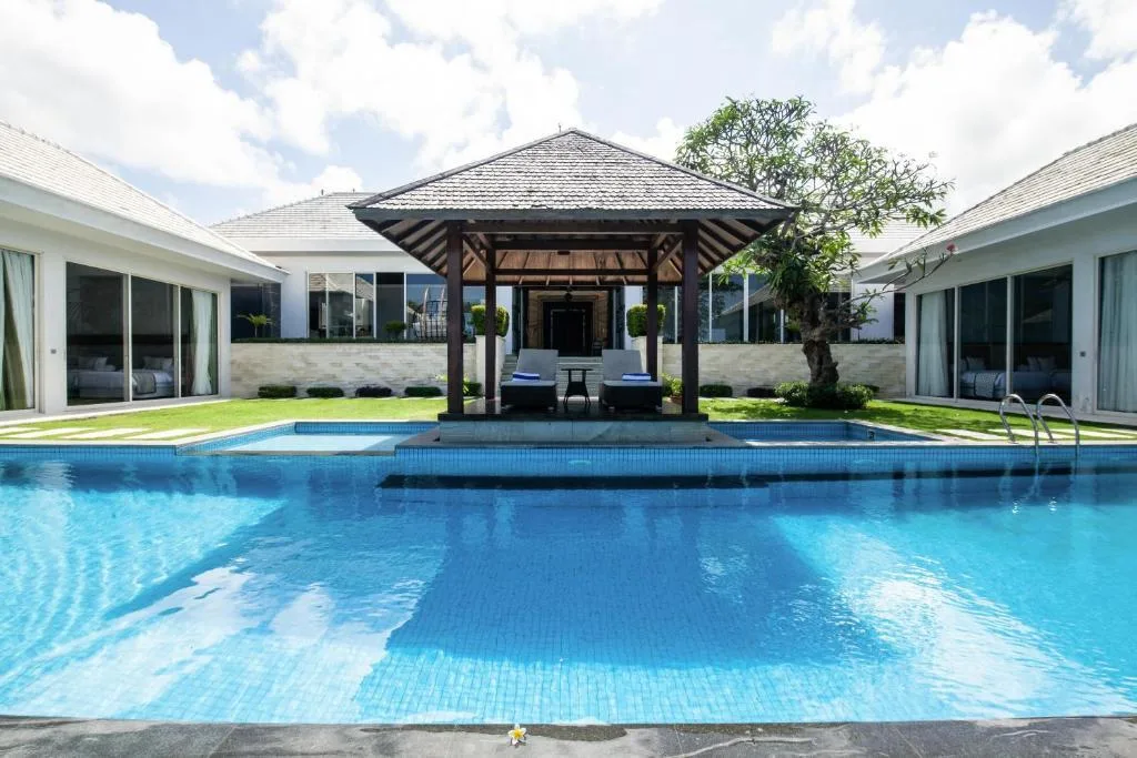 KUTUH, PANTAI PANDAWA | 4-BEDROOM SUPER LUXURY VILLA | FREEHOLD | REF ID: DR0446