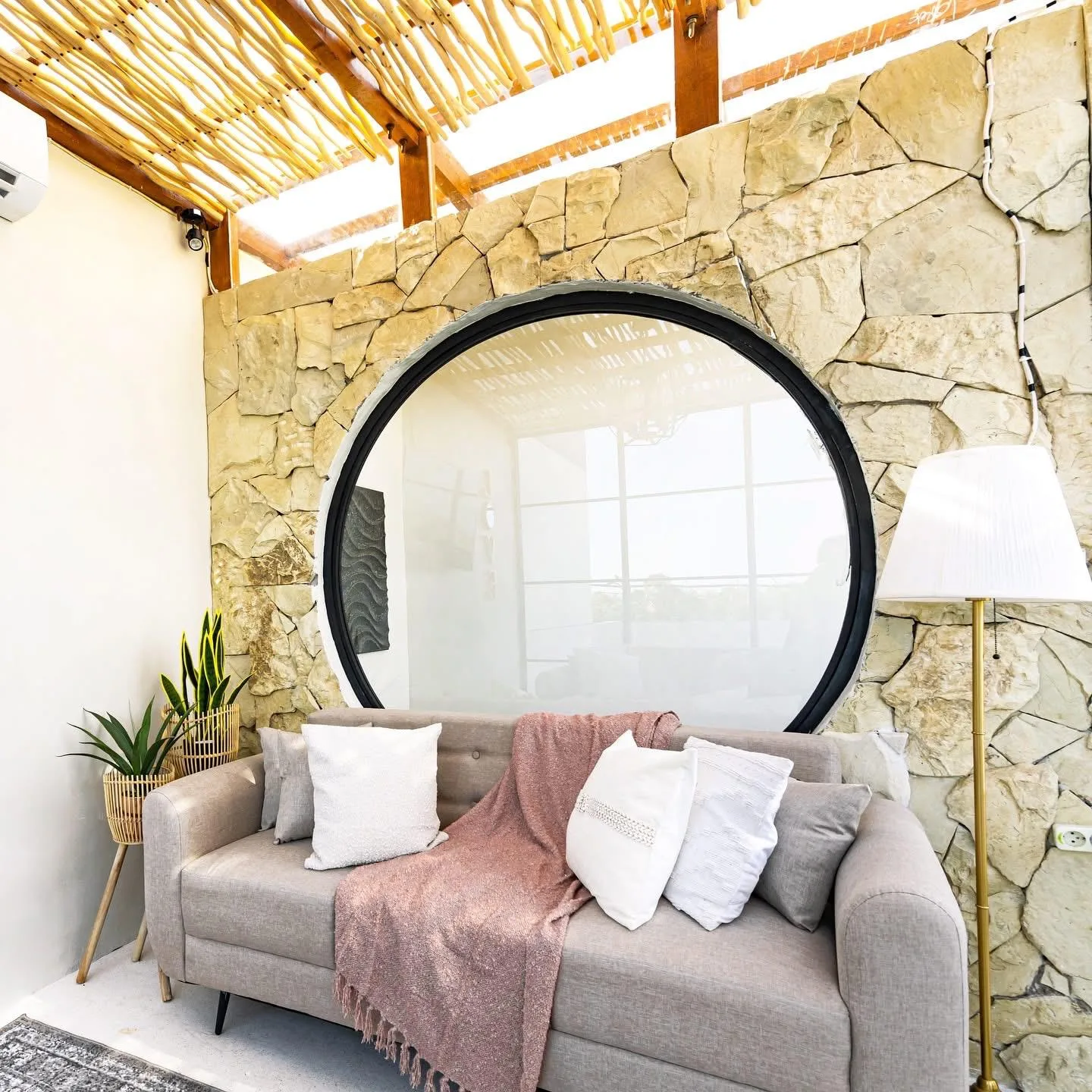 Monthly Rental 3 Bedroom Modern Villa in Ungasan Bali