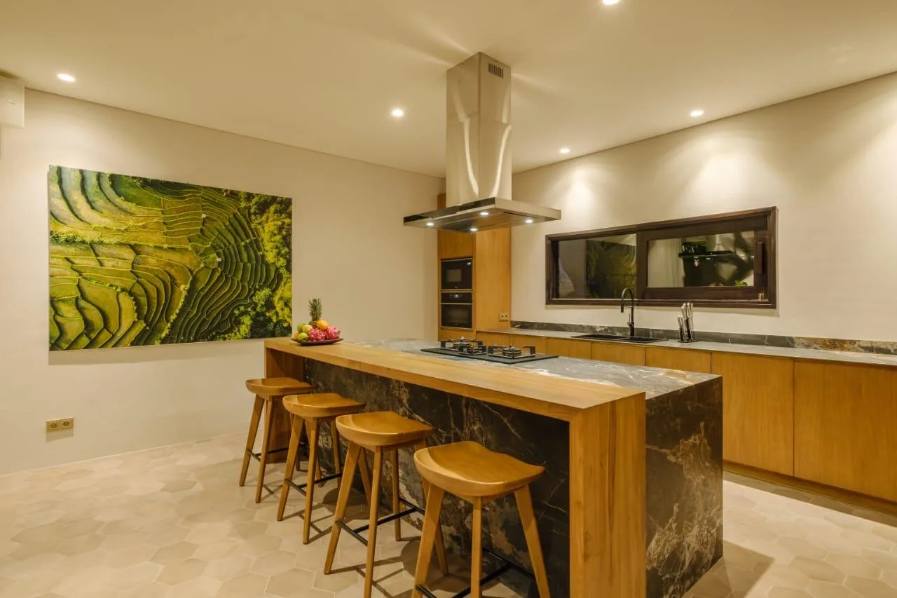 Seamless Remote Working and Family Living in a Central Canggu Babakan 3 Bedroom Villa