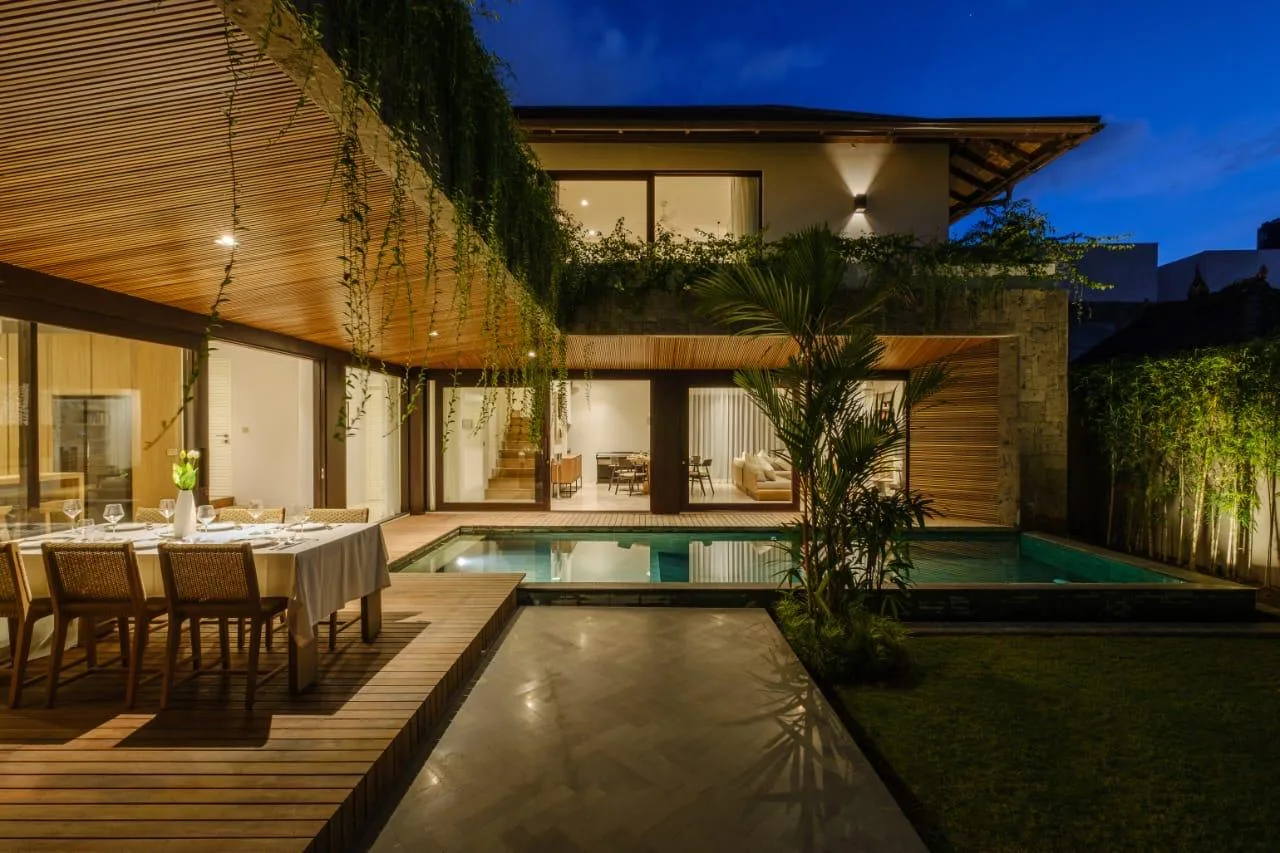 Seamless Remote Working and Family Living in a Central Canggu Babakan 3 Bedroom Villa