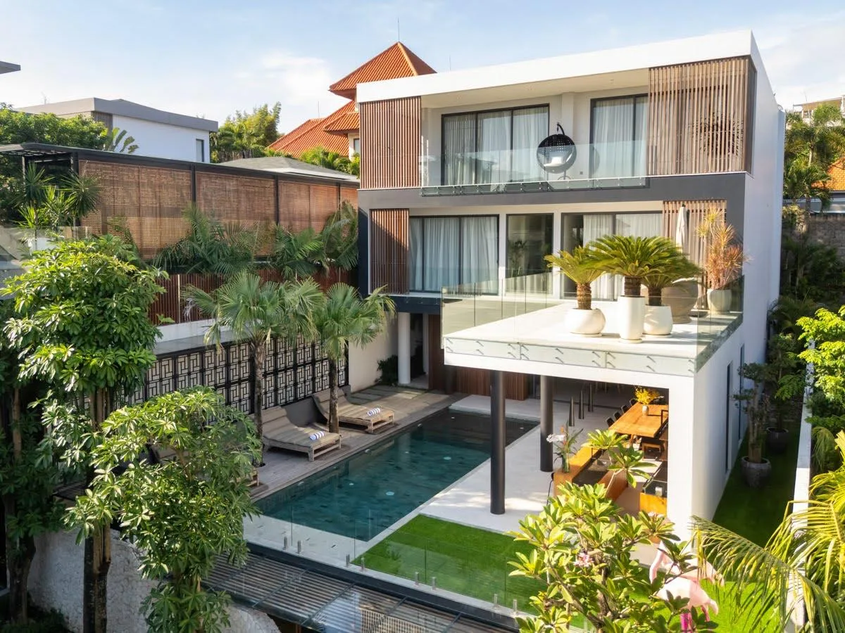Modern Masterpiece Ultra-Luxury 4-Level Freehold Villa With Overlooking Jimbaran Bay