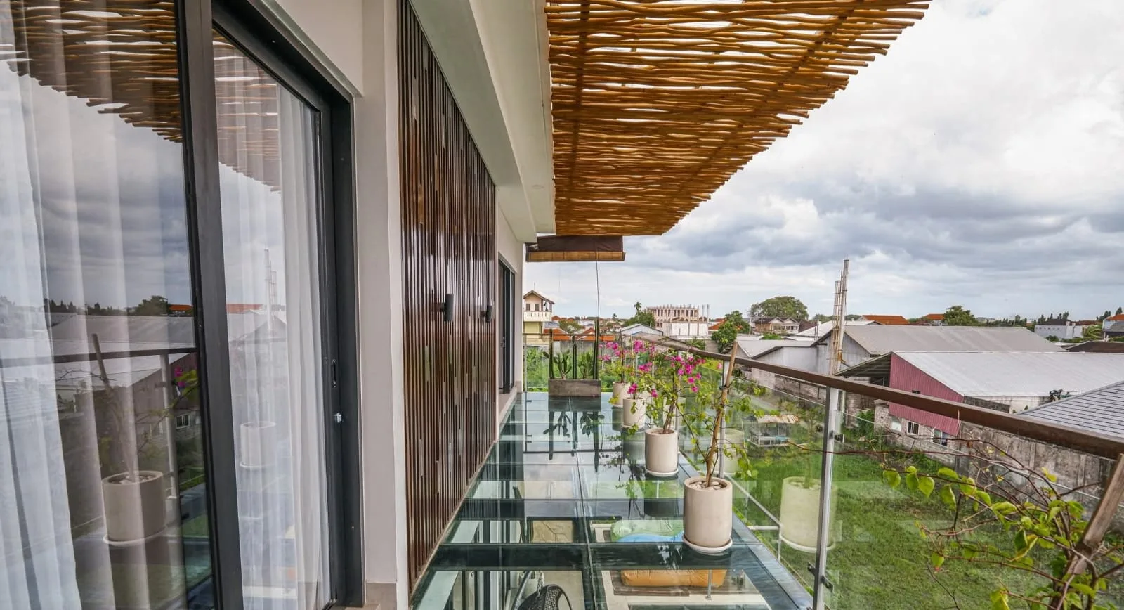 Freehold 5 bedroom luxury villa in umalas