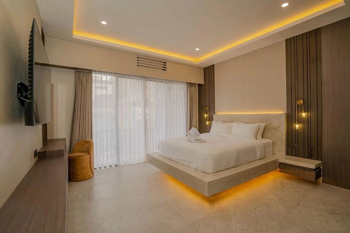 Monthly and Yearly 3 Bedroom Rental Villa in Prime Seminyak Bali