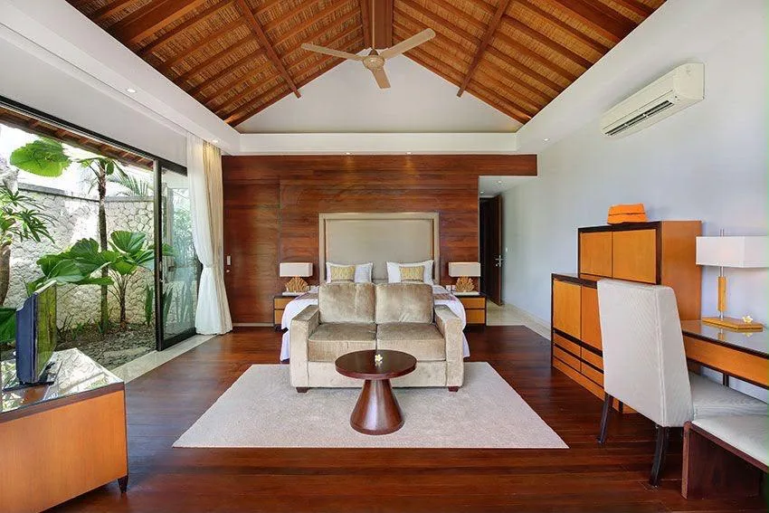 ULUWATU | 6-BEDROOM CLIFFFRONT LUXURY VILLA | FOR SALE | REF ID: DR0447
