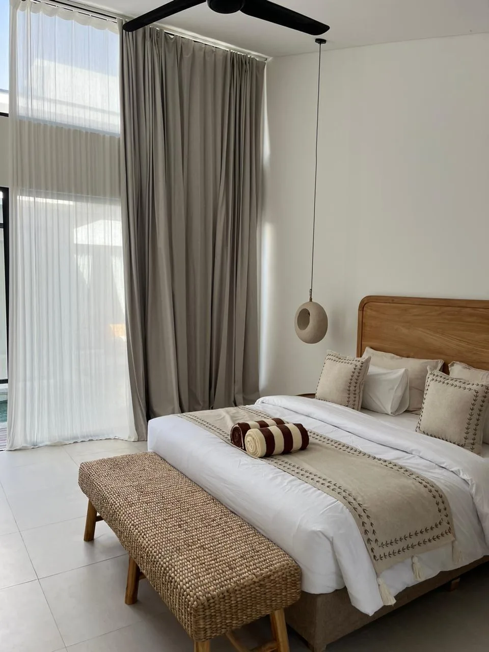 Modern 3 Bedroom Villa for Monthly Rent in Berawa Indulge in Wellness