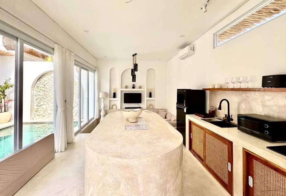Central Canggu 2-Bedroom Brand New Villa: Prime Walkable Living Built for Wellness
