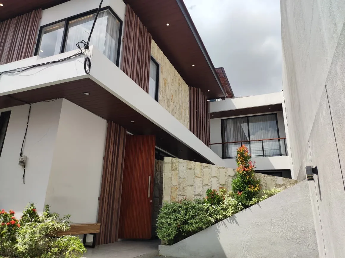 3 Bedroom Modern Tropical Villa for Sale and Rent in Prime Pererenan Location