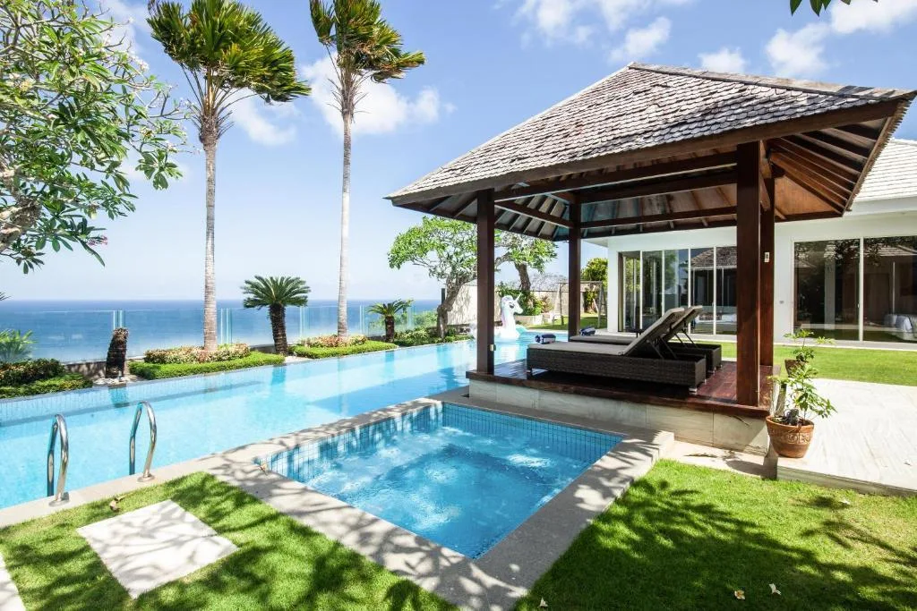 KUTUH, PANTAI PANDAWA | 4-BEDROOM SUPER LUXURY VILLA | FREEHOLD | REF ID: DR0446