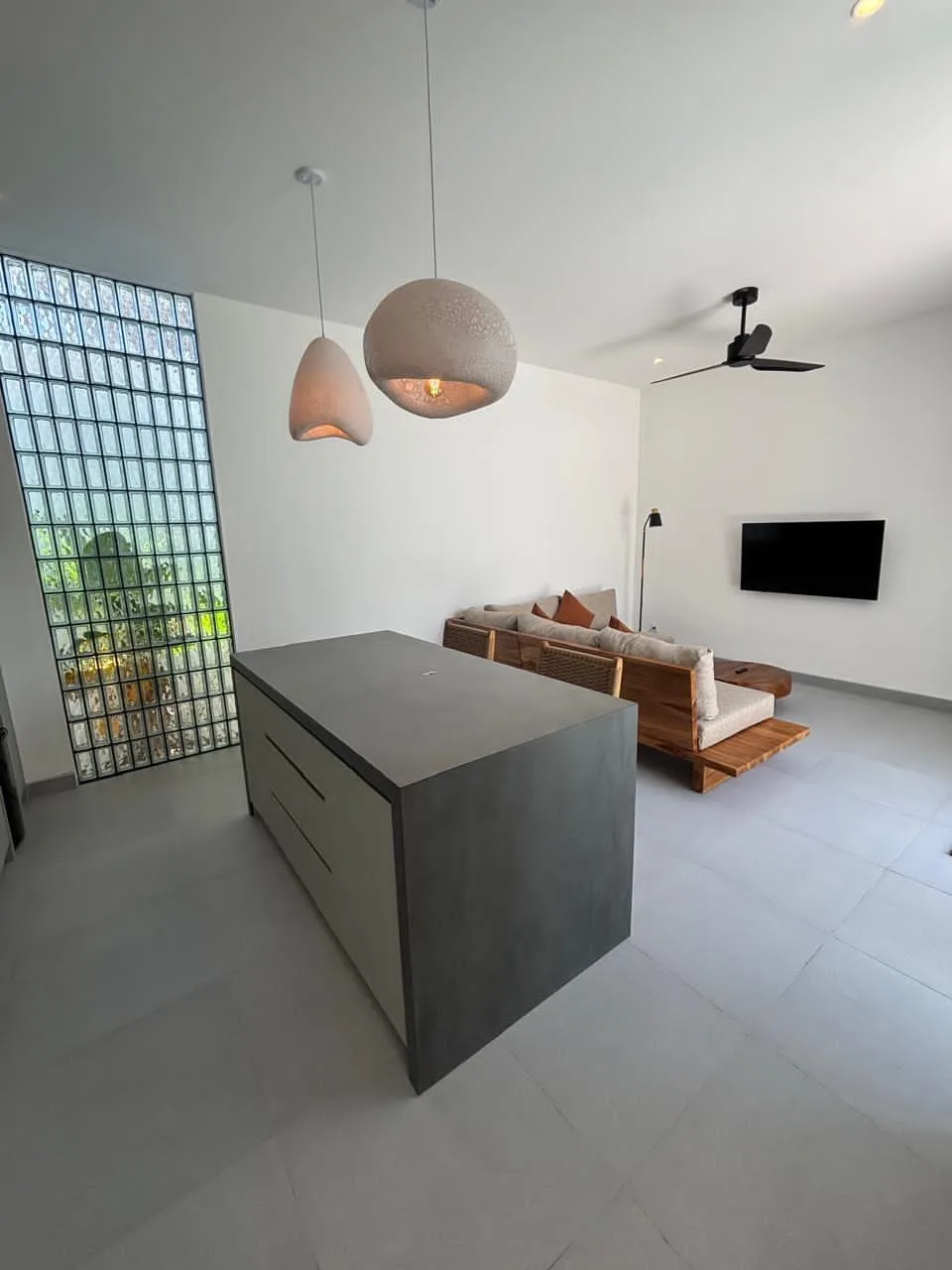 Leasehold 1 Bedroom Villa in Batu Bolong Canggu for Sale