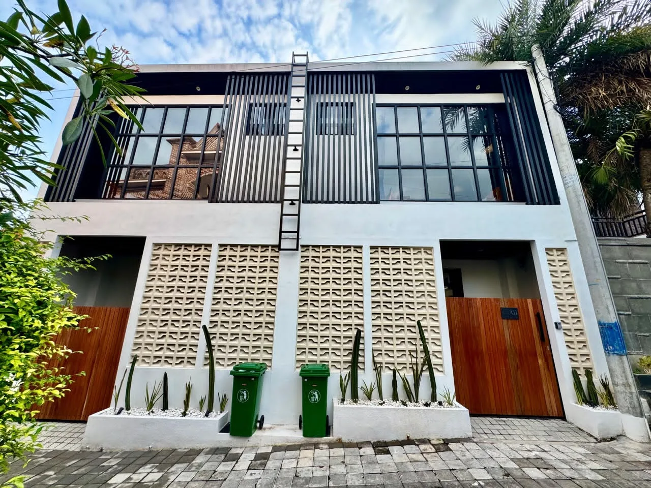 Leasehold 2 Bedroom Brand New Villa for Sale in Berawa Canggu