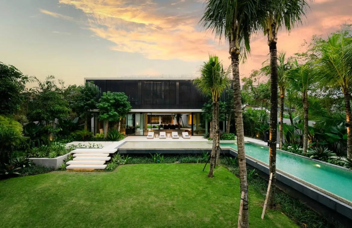 Masterpiece Architectural Asset 6-Bedroom Freehold Luxury Villa in Pererenan