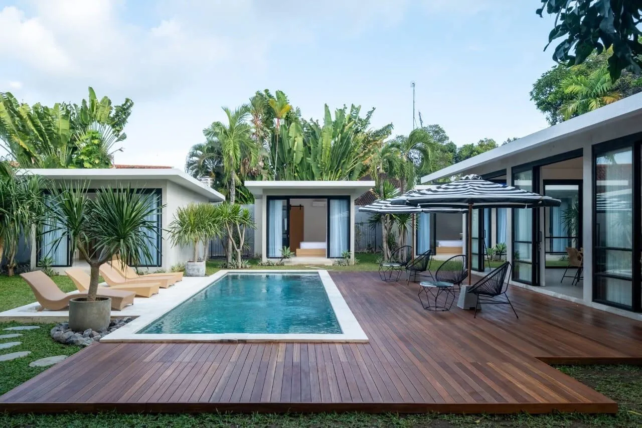 Luxury 4 Bedroom Beachside Villa for Monthly Rent in Seminyak Bali