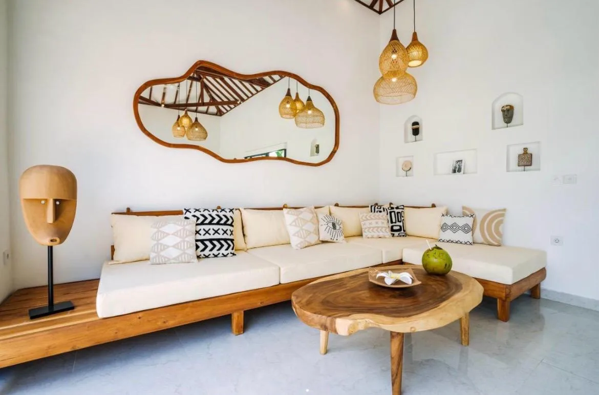 Monthly 2 Bedroom Rental Villa near Luna Beach Tabanan