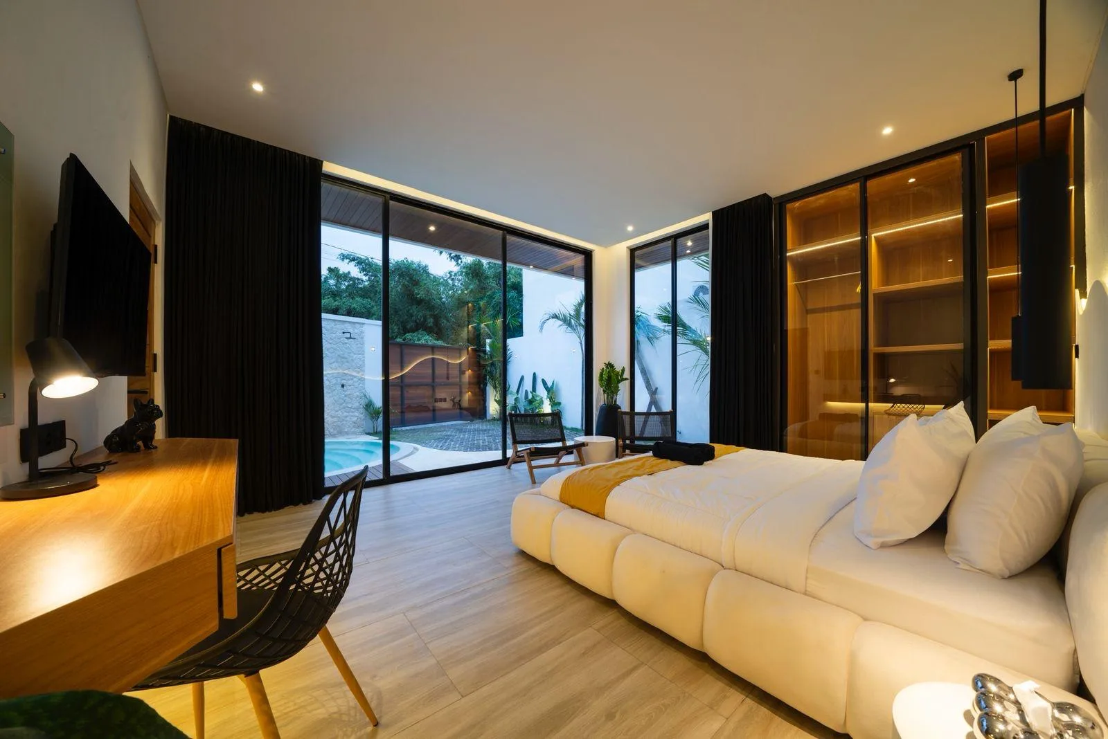 Modern 3 Bedroom Rental and Leasehold Villa for Sale in Canggu Bali
