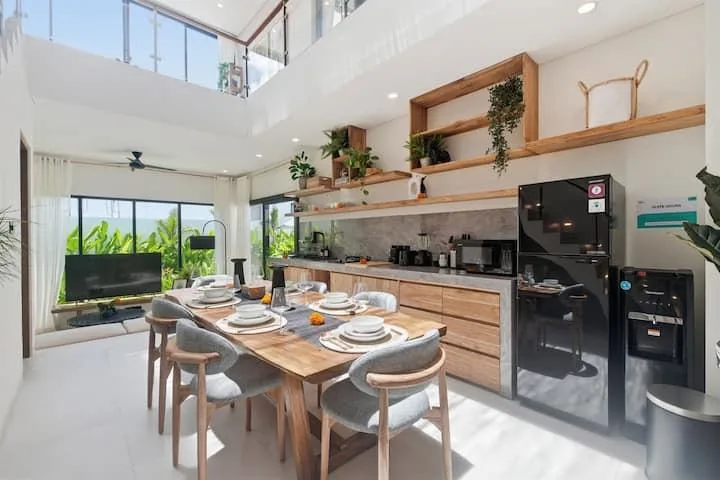 Premium Living in Prime Berawa, Fully Serviced 2-Bedroom Monthly Rental Villa