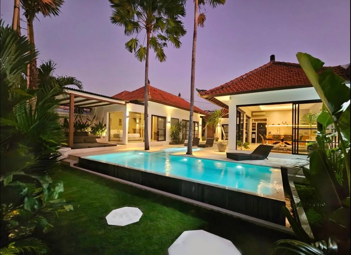 Authentic 4 Bedroom Villa for Rent in Pererenan with Private Pool and Garden