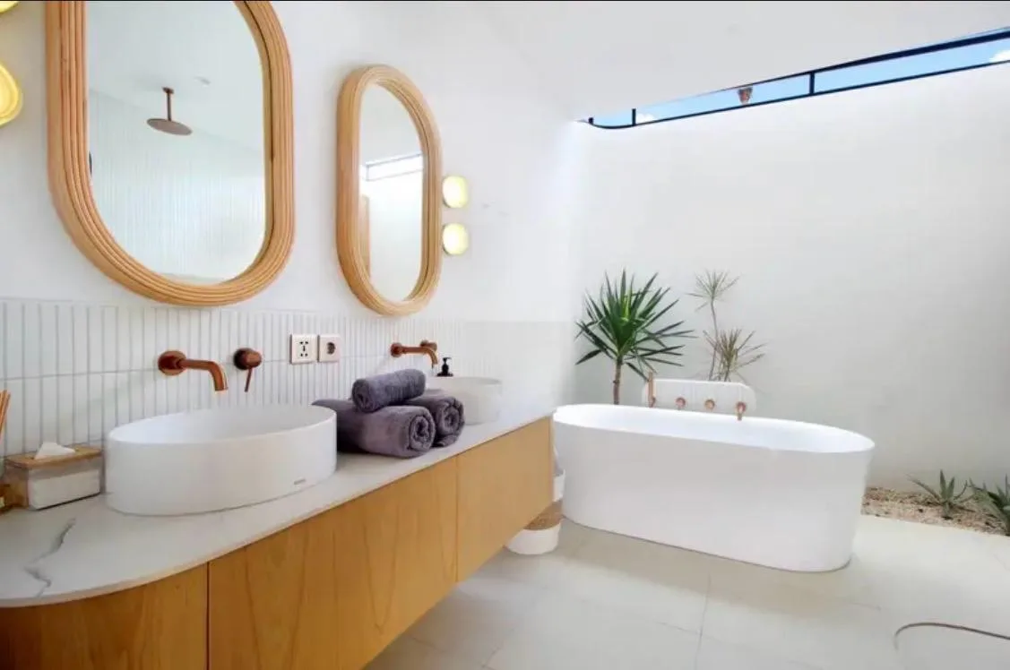 Modern 3 Bedroom Freehold Villa for Sale 500 Meters to Berawa Beach