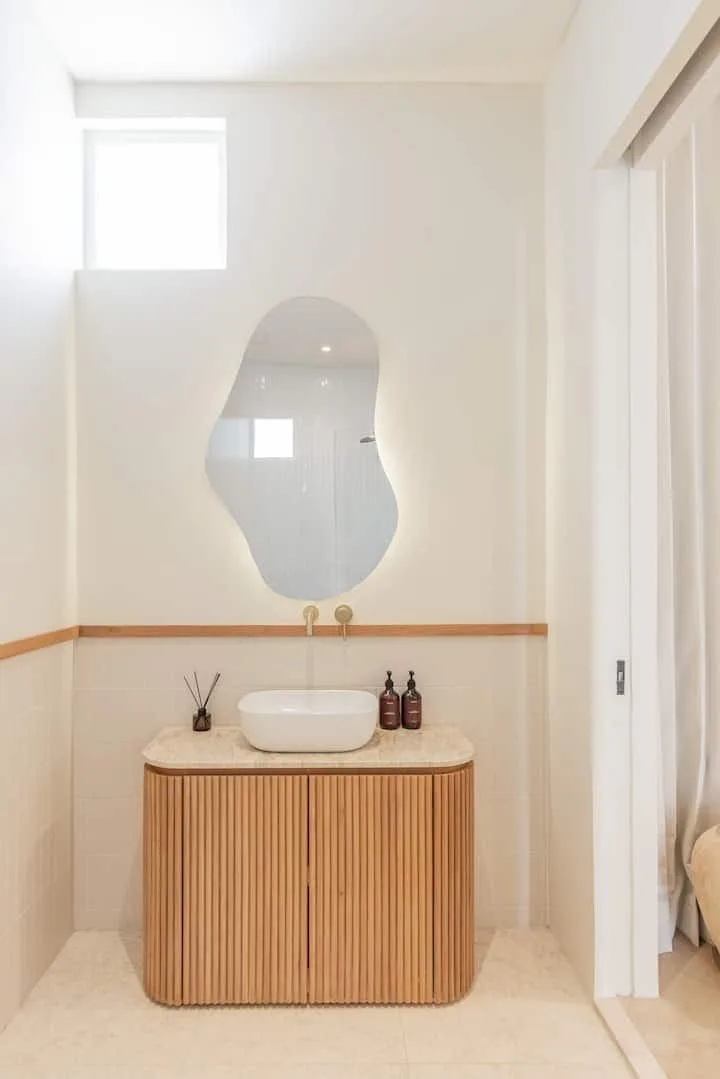 Modern 3 Bedroom Villa in Uluwatu Bingin for Rent: Ocean View, Surfing, and Beach Hopping