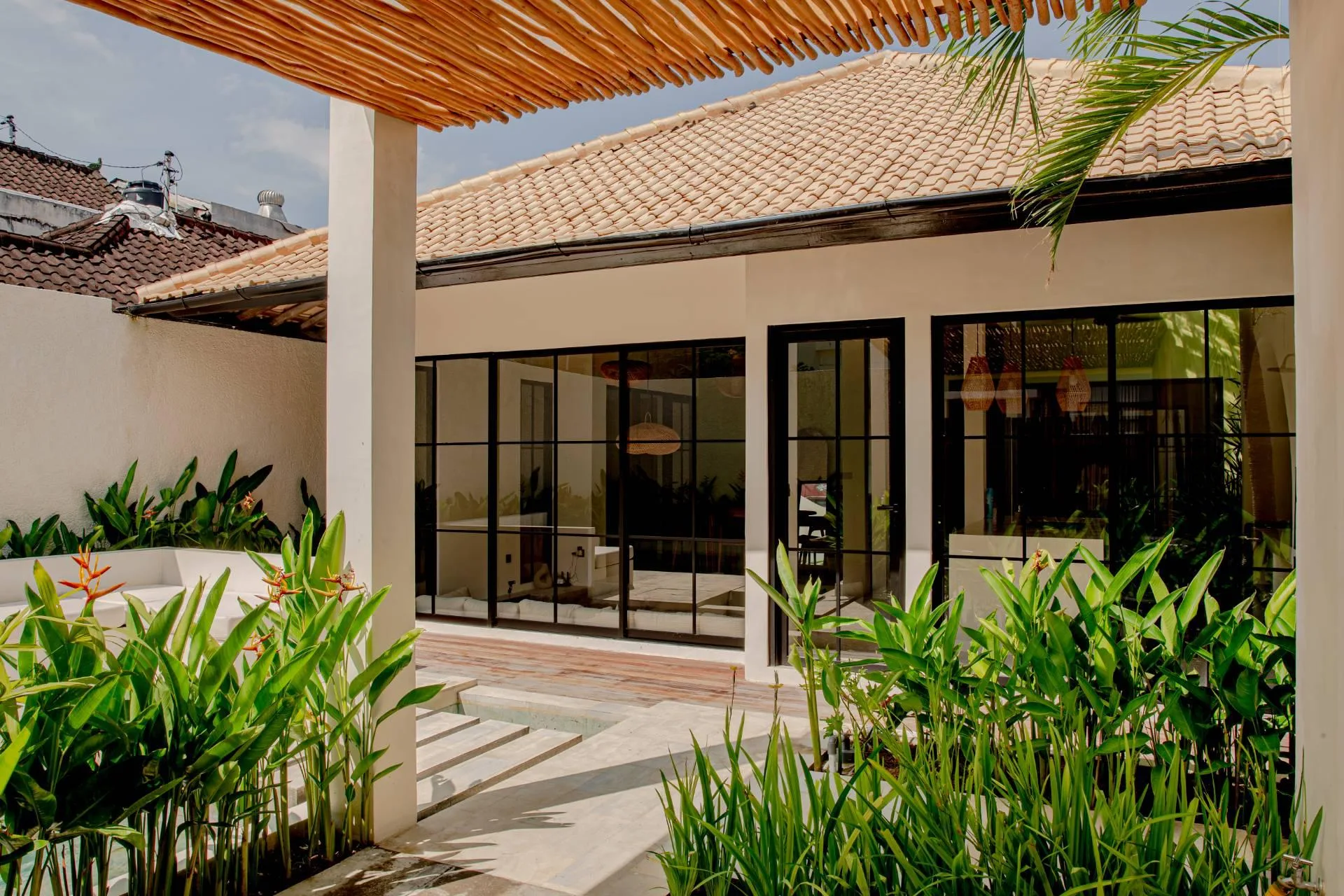 BERAWA | 2-BEDROOM LEASEHOLD VILLA FOR SALE | PRIVATE POOL | REF ID: DR0482
