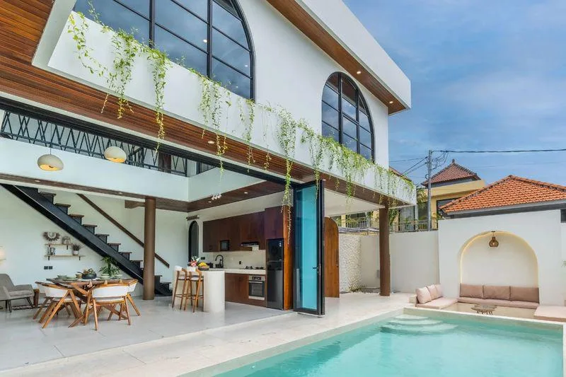 Turnkey 3 Bedroom Leasehold Villa in High Demand Seminyak Location