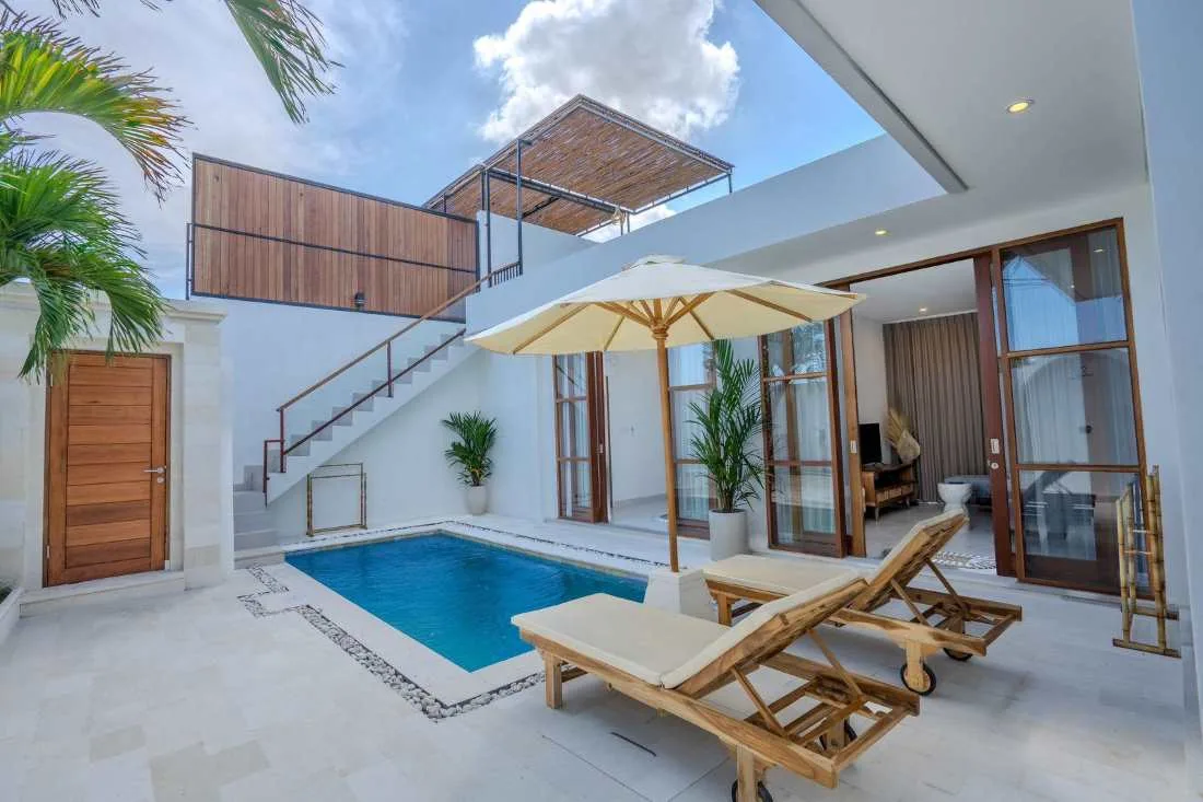 Pererenan 2 Bedroom Villa Rental with Rice Field Views